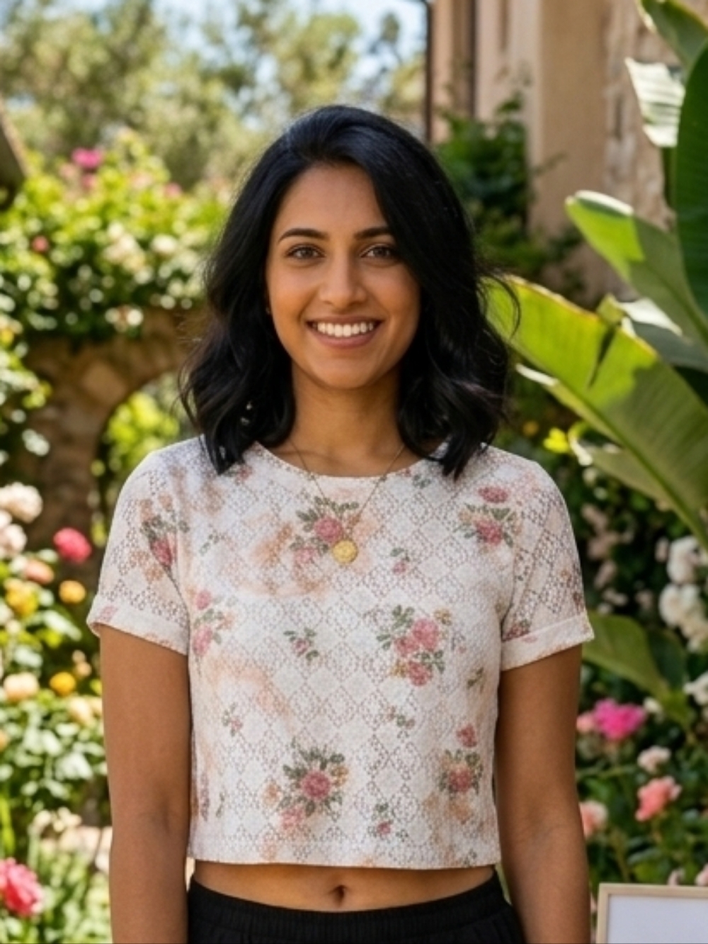 ⭐3/$25⭐ OVS Women's Floral Lace Cropped Short Sleeve Top Size S